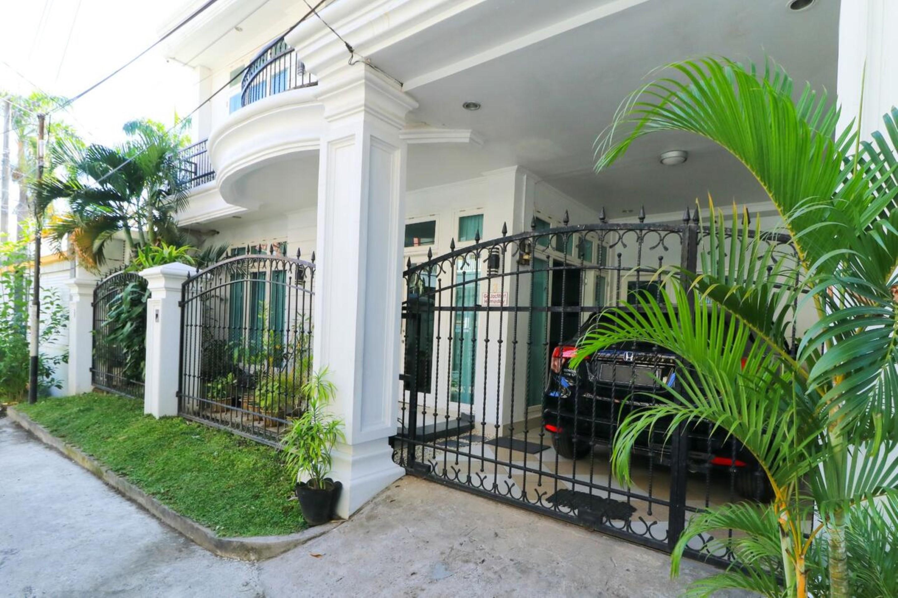 Ge Jacmart Homestay Makassar Exterior foto
